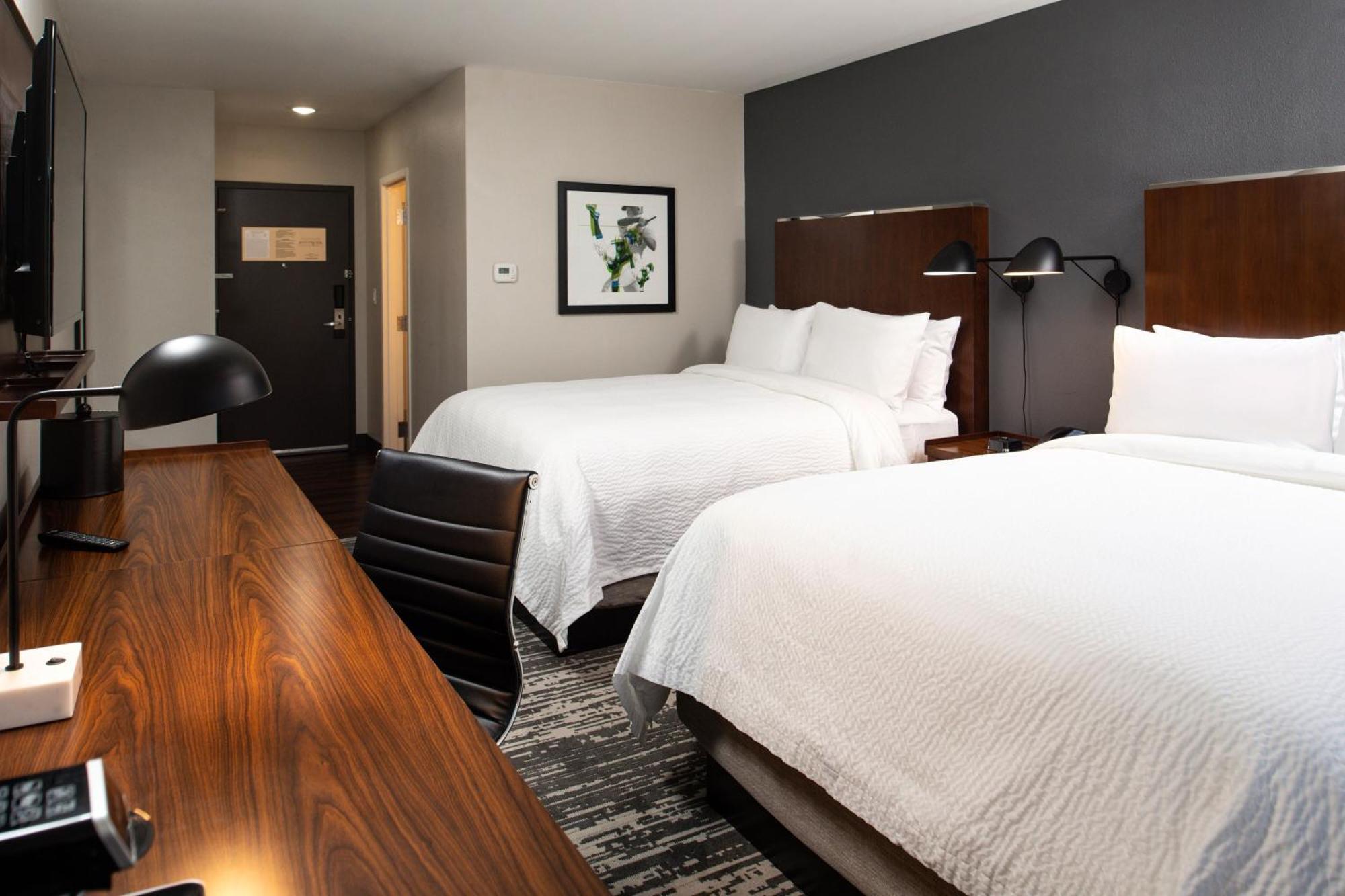 Four Points By Sheraton Omaha Midtown Екстериор снимка