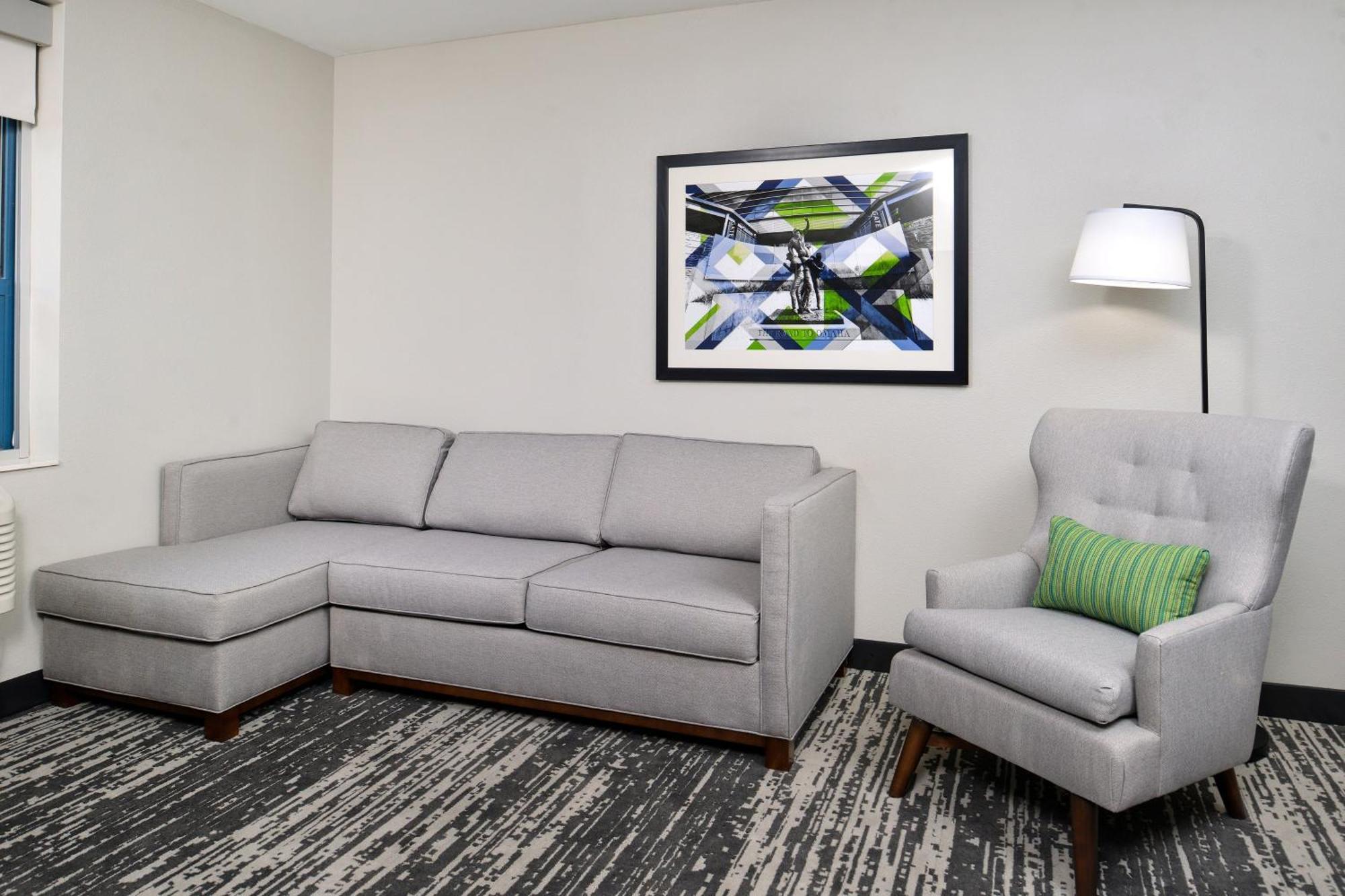 Four Points By Sheraton Omaha Midtown Екстериор снимка